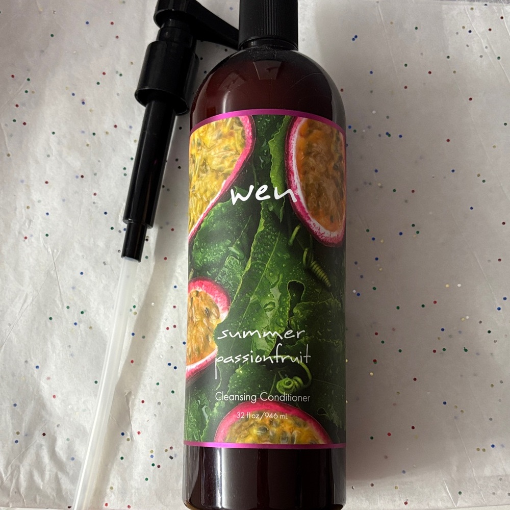 WEN Passionfruit Cleansing Conditioner with Pump